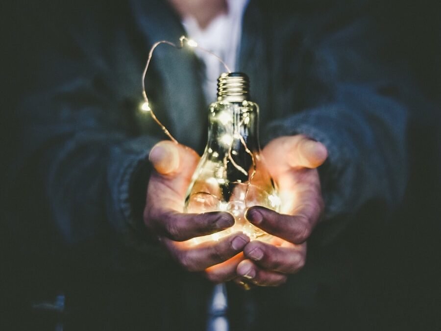 The Lowdown on Domestic Energy Tariffs: How to Keep More Money in Your Pocket